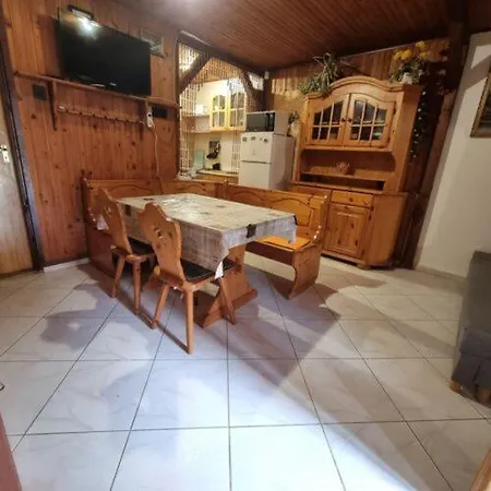 Kriszta Apartman Fonyód