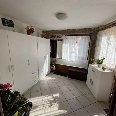 Kriszta Apartman Privat bolig *